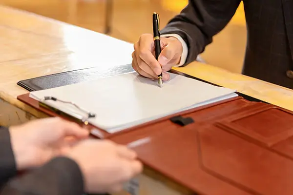 博茨瓦纳人到宁波旅游少花冤枉钱指南